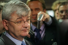 Německý politik Joschka Fischer, o němž měl točit Fíla dokument.