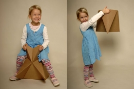 Židlička Foldschool od Nicoly Enrica St&auml;ubliho.