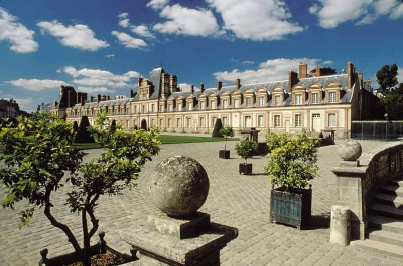 zámek ve Fontainebleau zámek ve Fontainebleau