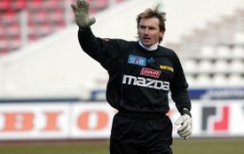 Brankář Slavia Praha Martin Vaniak