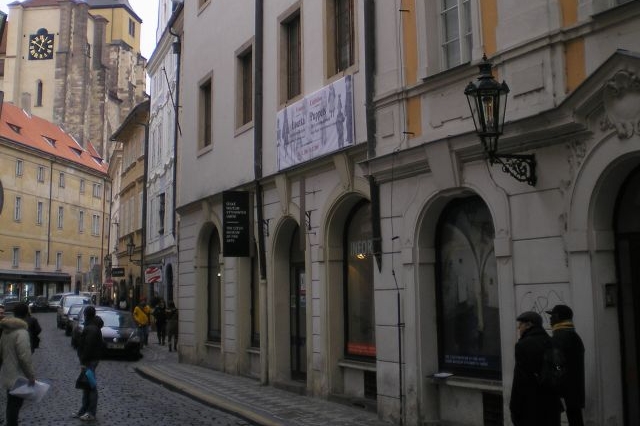 Domy v Husově ulici