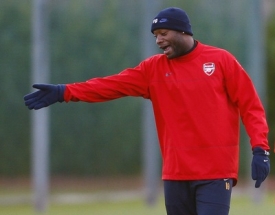 William Gallas, zad&aacute;k Arsenalu, neděln&iacute;ho soupeře Chelsea.
