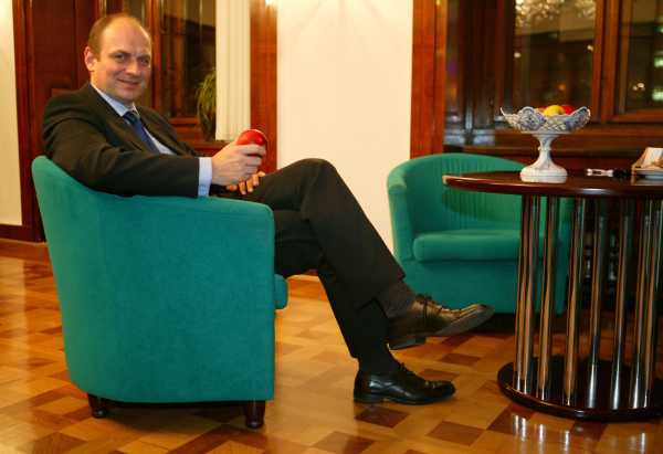 Ministr Gandalovič (ODS) považuje zakázku za transparentní.