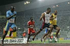 Zleva Derrick Atkins, Tyson Gay a Asafa Powell.
