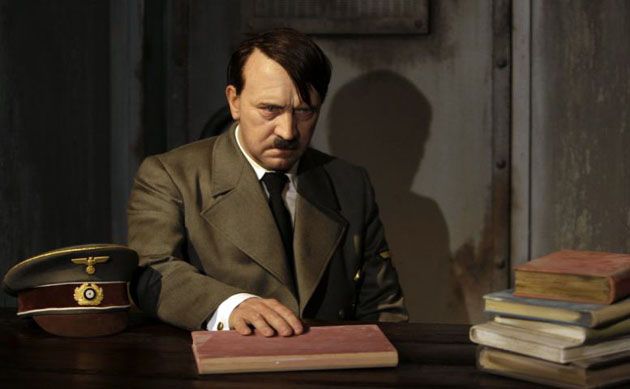 Poslední vůdcovy dny v podzemí Berlína ve ztvárnění Madame Tussads.