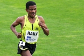 Haile Gebrselassie na Zlaté tretře v Ostravě.