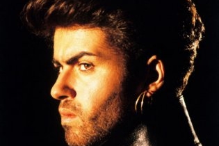 George Michael bojuje s drogami už od mládí.