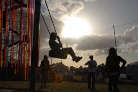 Atmosf&eacute;ra leto&scaron;n&iacute;ho ročn&iacute;ku největ&scaron;&iacute;ho hudebn&iacute;ho festivalu.