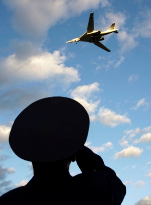 Široká ruská reakce na kavkazskou krizi. Tu-160 zamíří i do Venezuely.