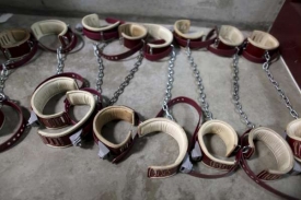 Co s vězni, až opust&iacute; Guantanamo?