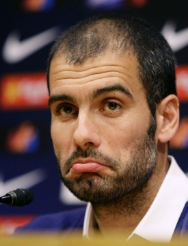 Trenér Barcelony Pepe Guardiola. Co vymyslí na Real?