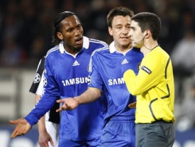 Penalta? Chelsea se zlobila, del Piero snížil.