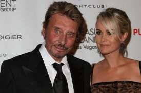 Johny Hallyday se svou manželkou Laeticií Boudou.
