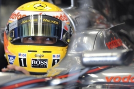 Britský pilot stáje McLaren Lewis Hamilton.