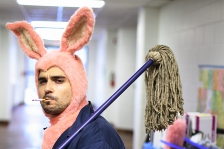 Růžový velikonoční zajíček nemusí být nutně slušňák.