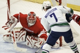 Dominik Ha&scaron;ek (vlevo)