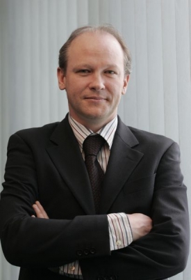 Ivan Ha&scaron;ek v době, kdy kandidoval na předsedu fotbalov&eacute;ho svazu.