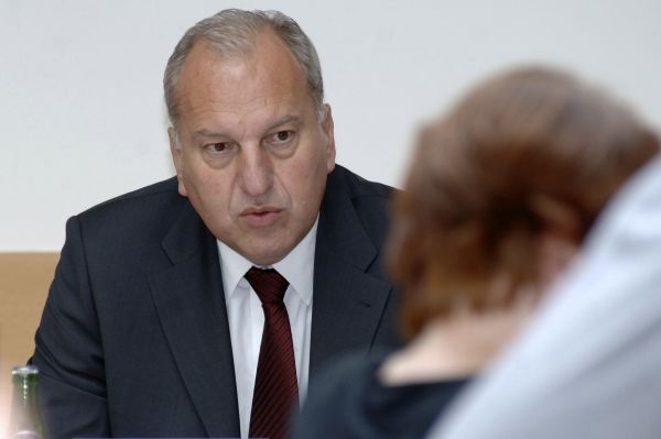 Hejtman Moravskoslezského kraje Evžen Tošenovský.