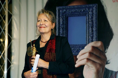 Helena Třeštíková převzala cenu za nejlepší dokument Helena Třeštíková převzala cenu za nejlepší dokument