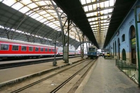 Vlaky jedou nyní standardně po svých trasách, cestující nic nepoznají.