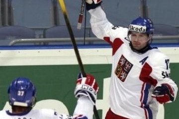 Jaroslav Hlinka, další posila české reprezentace z NHL. Jaroslav Hlinka, další posila české reprezentace z NHL.
