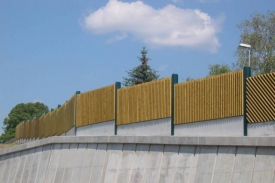 Protihluková zábrana v Karviné. Protihluková zábrana v Karviné.
