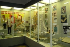 Část expozice věnovaná kultuře.