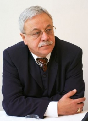Ústavní soudce Horváth.