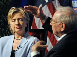 Clintonová na začátku primárek vedla, ale Obama jí nakonec předstihl.