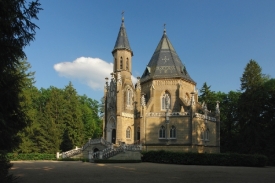 Schwarzenberská hrobka v Domaníně u Třeboně.