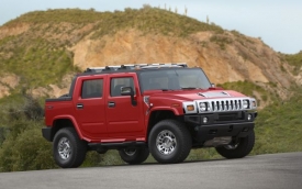 Hummer H2 je nejtypičtějším příkladem velkého a zbytečně žíznivého vozu