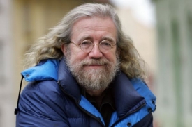 Balbínovu stranu proslavily známé tváře, například Jaroslav Hutka.