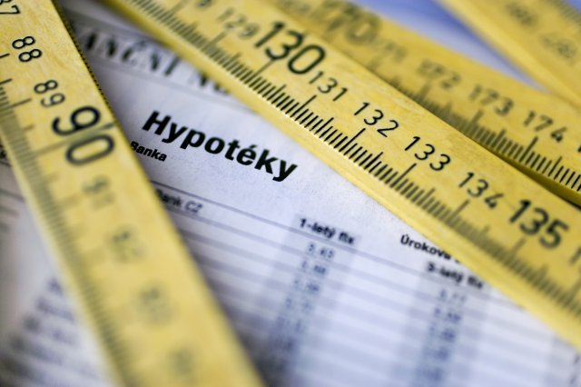 Zájem o hypotéky klesá. Zájem o hypotéky klesá.