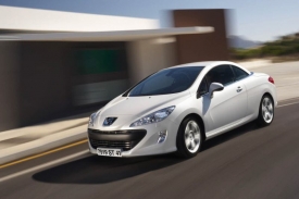 Konkurenty 308 CC bude VW Eos či Ford Focus CC.