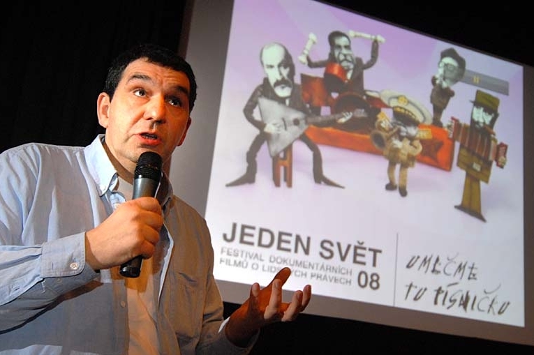 Igor Blaževič představuje festival.