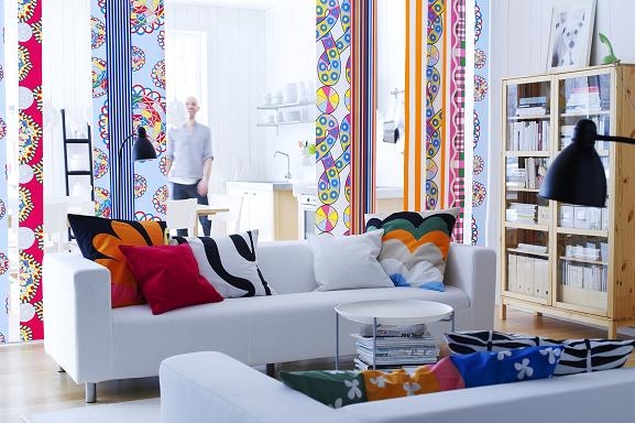 Vzorované záclony lze pořídit třeba u Ikea. Vzorované záclony lze pořídit třeba u Ikea.