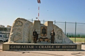 Gibraltar - kol&eacute;bka historie.