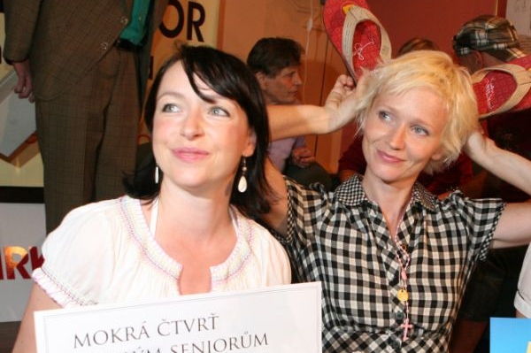 Táňa Vilhelmová (vlevo) a Aňa Geislerová udělaly dobrou věc.