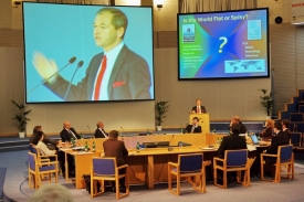 Už loni byl Invex ve znamení konferencí. Na snímku Hi-Tech Summit 2008