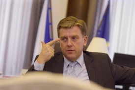 Předseda Poslanecké sněmovny Miloslav Vlček z ČSSD.