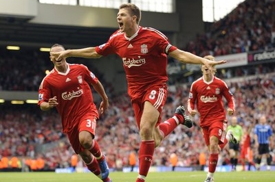 Stevie &quot;Wonder&quot; Gerrard vstřelil vítězný gól Liverpoolu v 93. minutě.