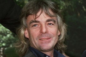 Rick Wright z Pink Floyd podlehl rakovině.