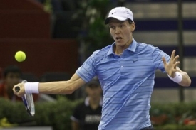 Berdych skončil v Madridu už ve druhém kole. Berdych skončil v Madridu už ve druhém kole.