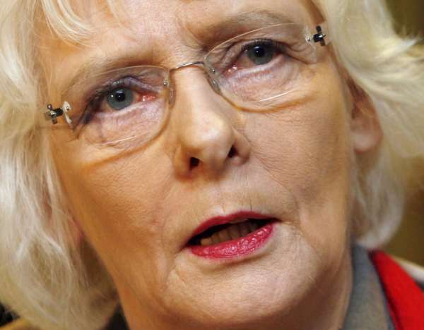 Současná ministryně sociálních věcí Sigurdardóttirová. 