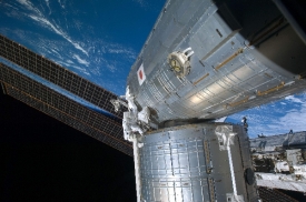 ISS při svém putování nad modrou planetou přeletí i přes Prahu. ISS při svém putování nad modrou planetou přeletí i přes Prahu.