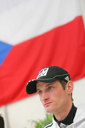 Skokan na lyž&iacute;ch Jakub Janda.