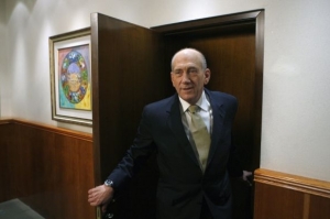 Odstupuj&iacute;c&iacute; premi&eacute;r Izraele Ehud Olmert.