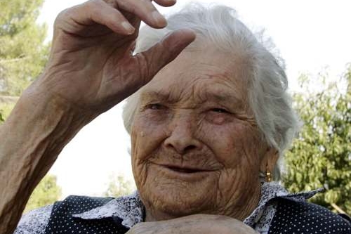 Maria de Jesusová zemřela při převozu do nemocnice kvůli otokům.