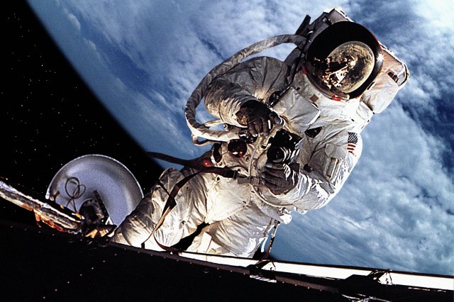 Lékaři povolili Richardu Garriottovi výlet za 550 milionů korun.  