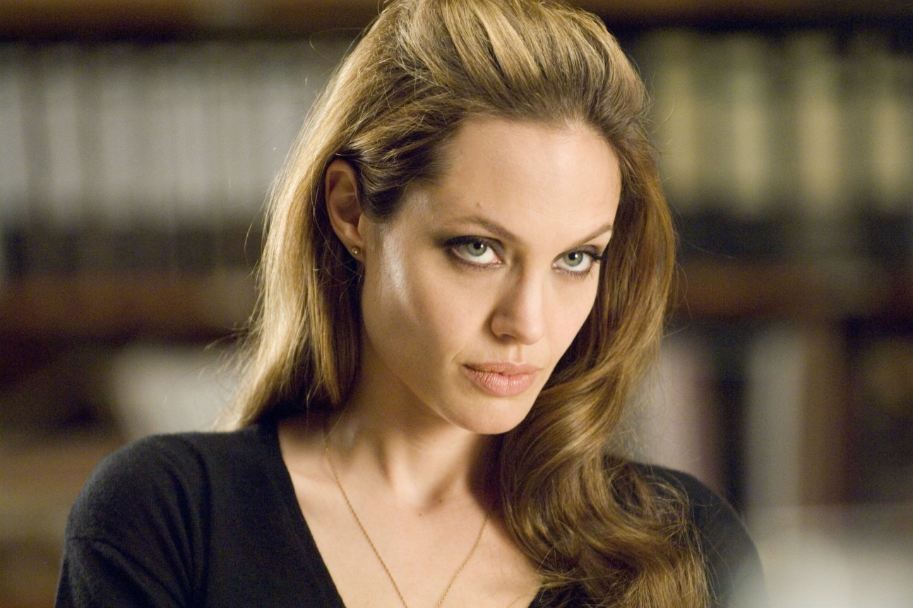 Angelina Jolie ve svém zatím posledním filmu Wanted.